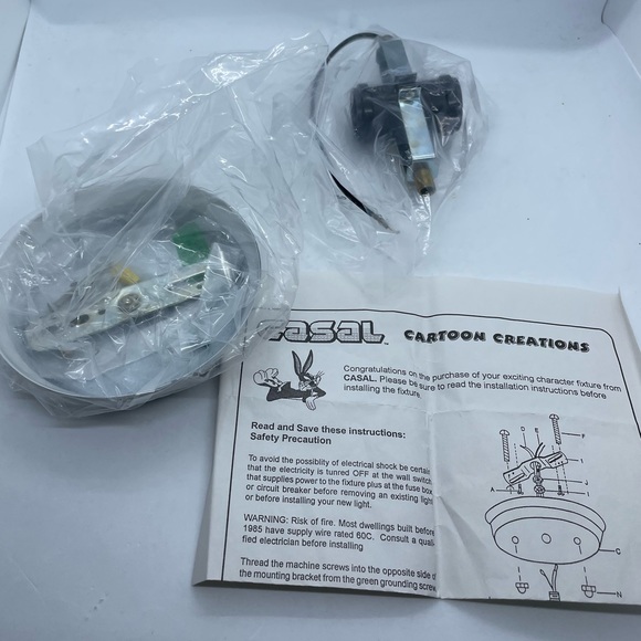 Looney Tunes Decorative Light Fixture - Picture 4 of 4